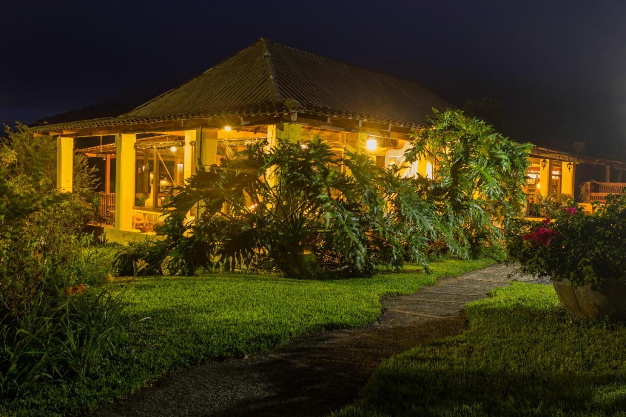 Hotel Toliman San Lucas Tolimán Exteriér fotografie