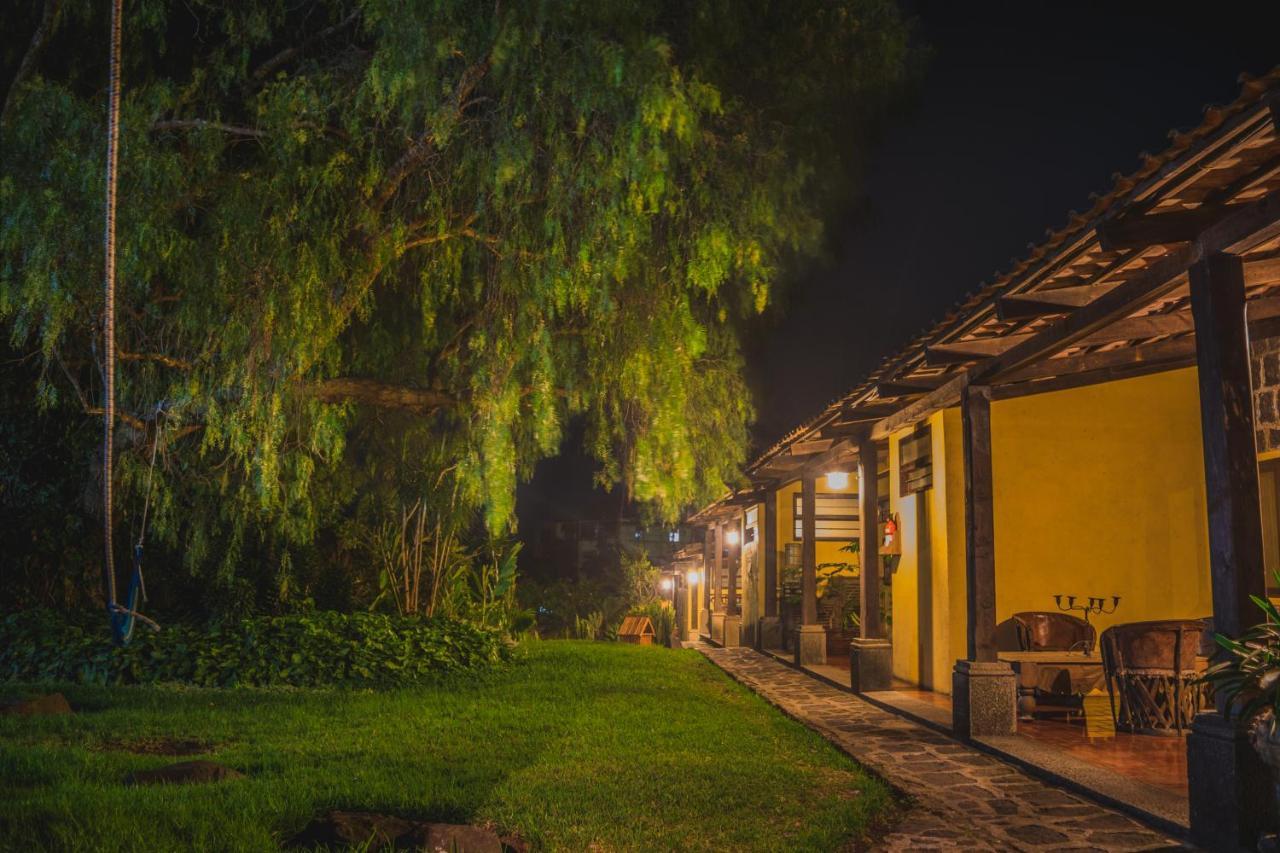 Hotel Toliman San Lucas Tolimán Exteriér fotografie